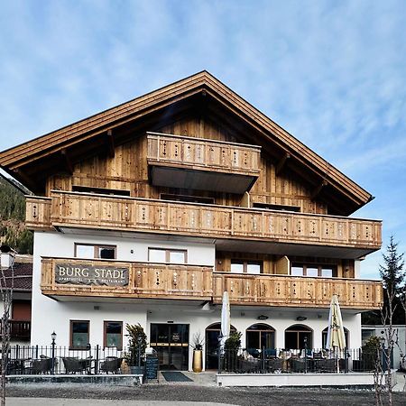 Burgstadl Aparthotel & Restaurant لاديس المظهر الخارجي الصورة